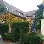 Hotel Burg-Stuben